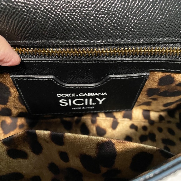 Dolce and Gabbana Dauphine Rose Miss Sicily Shoulder Bag - Picture 14 of 16